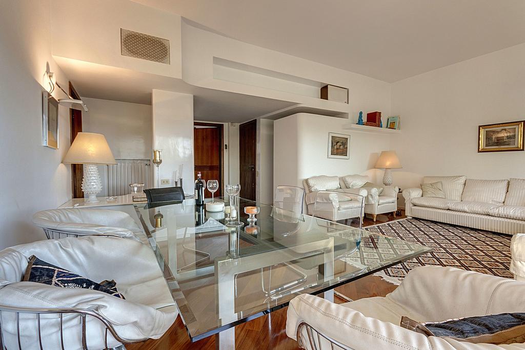 Appartement Lungarno Colombo *